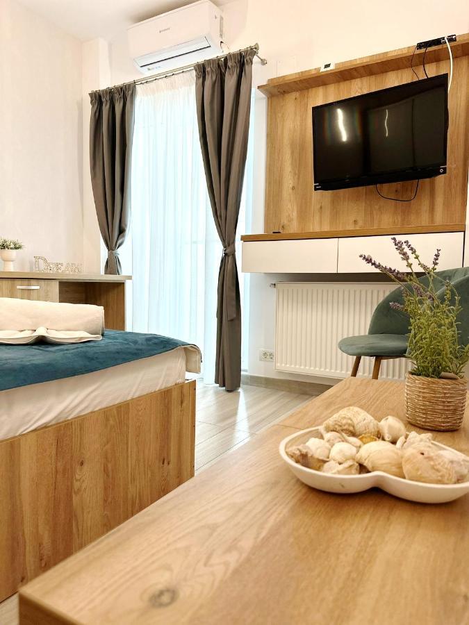 Victory Luxury Apartments เอโฟริเอนอร์ด ภายนอก รูปภาพ
