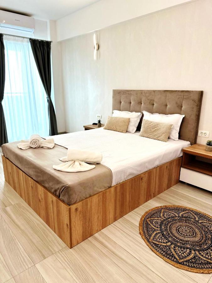 Victory Luxury Apartments เอโฟริเอนอร์ด ภายนอก รูปภาพ