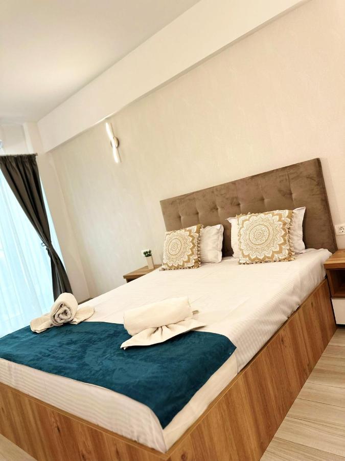 Victory Luxury Apartments เอโฟริเอนอร์ด ภายนอก รูปภาพ