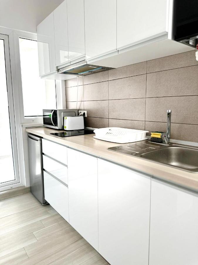 Victory Luxury Apartments เอโฟริเอนอร์ด ภายนอก รูปภาพ