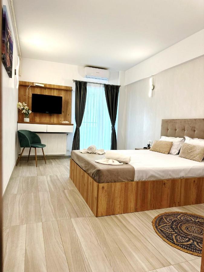 Victory Luxury Apartments เอโฟริเอนอร์ด ภายนอก รูปภาพ